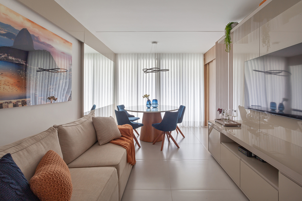 Primeiro Lar, Novas Histórias